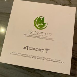 Microderm GLO Diamond Microdermabrasion FULL SIZE